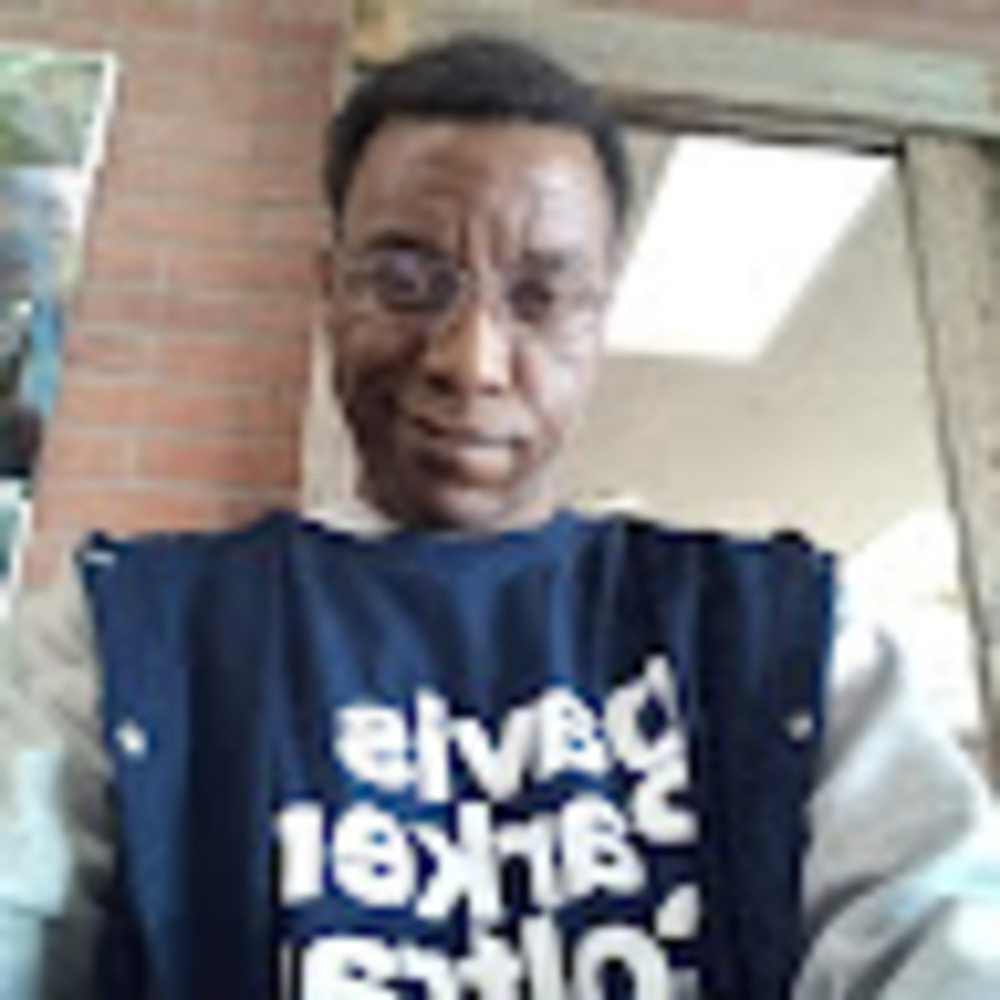 Hello to all,I'm Tyrone Smith,single,funny,love meeting new people
